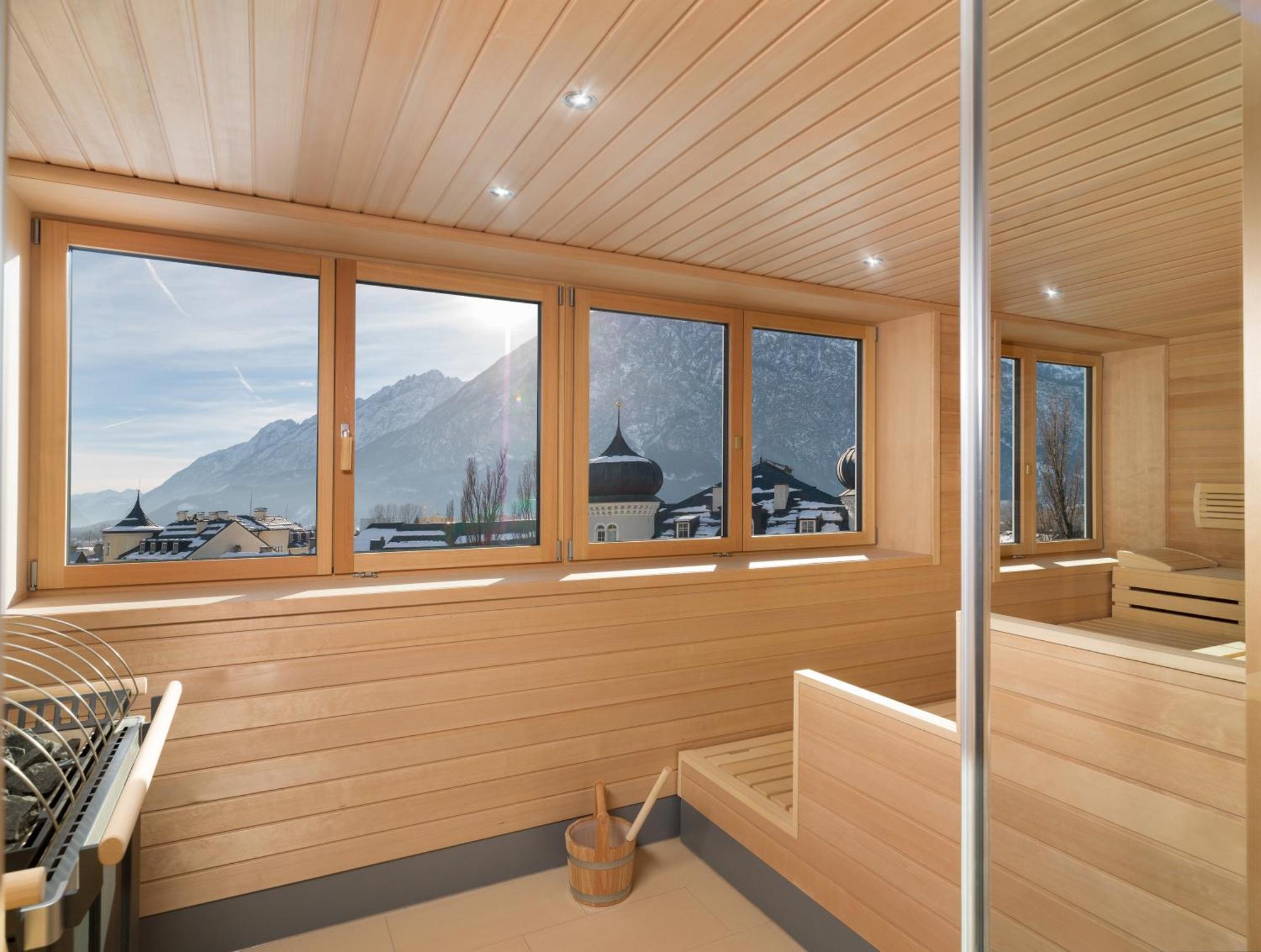 Vergeiner'S Hotel Traube Lienz Buitenkant foto