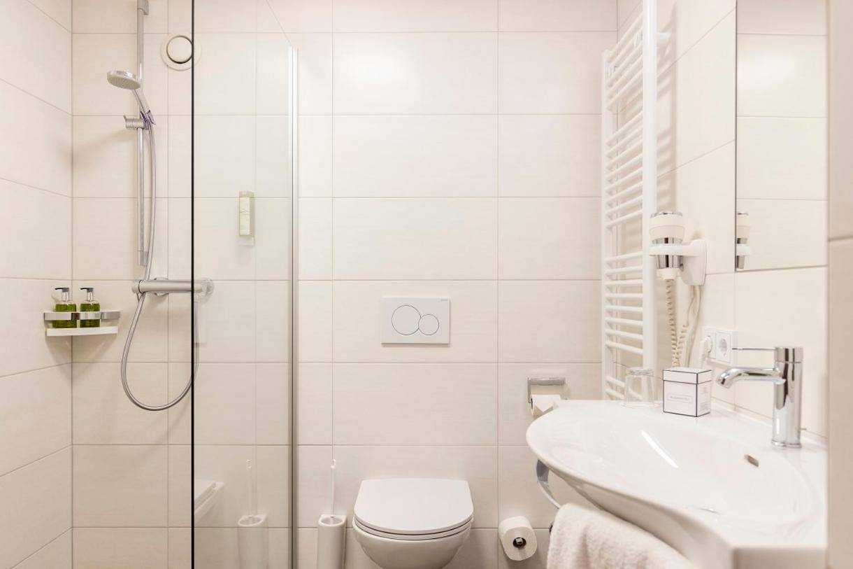 Vergeiner'S Hotel Traube Lienz Buitenkant foto