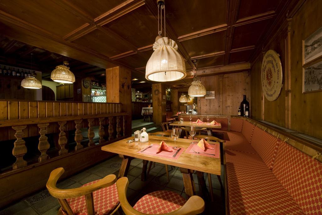 Vergeiner'S Hotel Traube Lienz Buitenkant foto