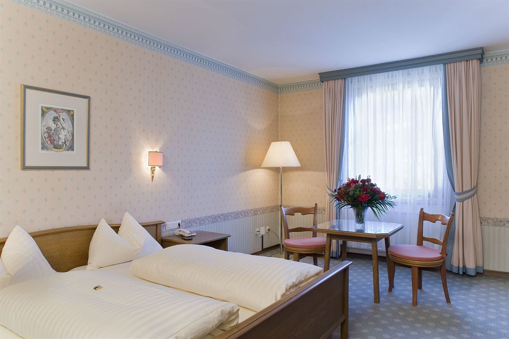 Vergeiner'S Hotel Traube Lienz Buitenkant foto